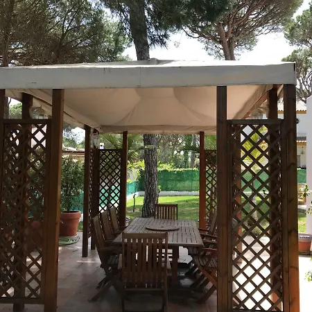 فيلة Pinos Verdes