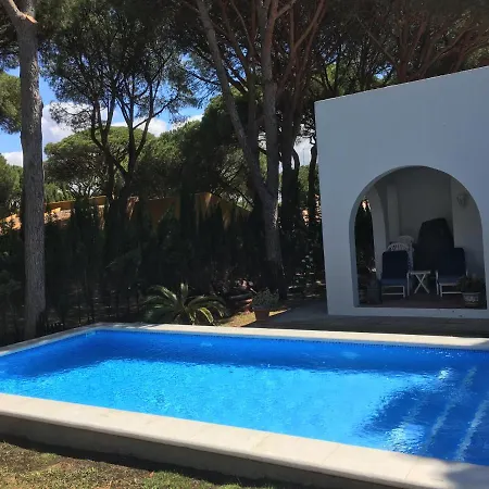 Pinos Verdes فيلة روش